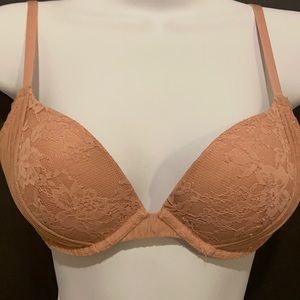 Victoria Secret Bra peach